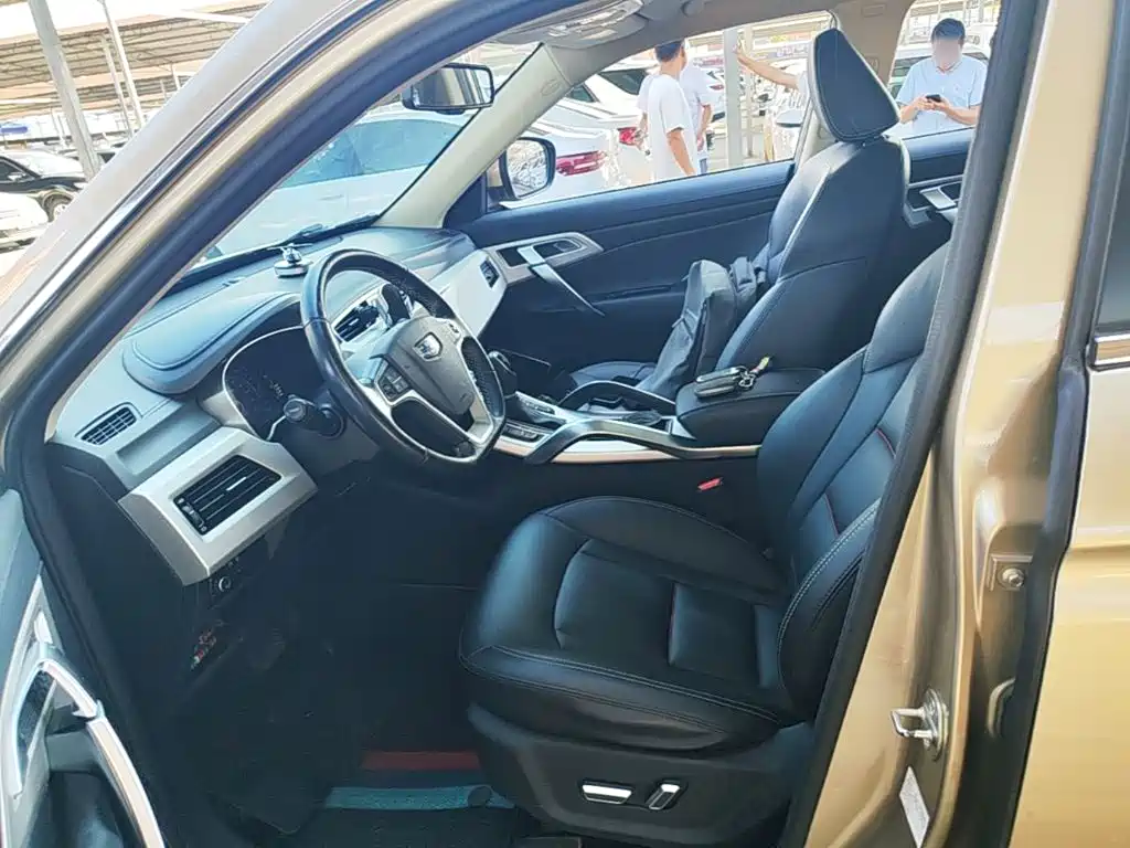Geely Boyue — миниатюра 15