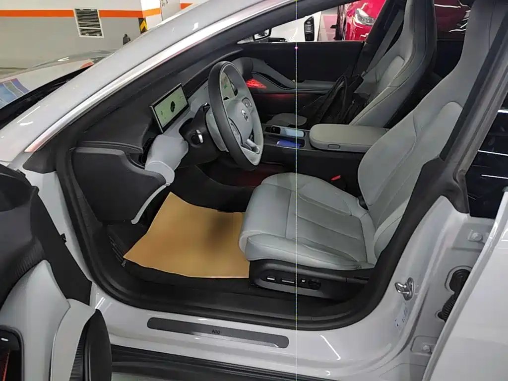 NIO ET5T — миниатюра 16
