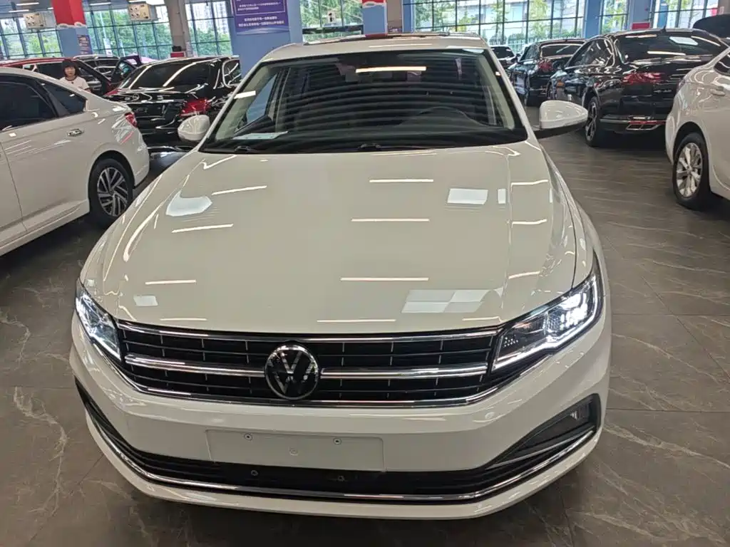 Volkswagen Bora — миниатюра 3