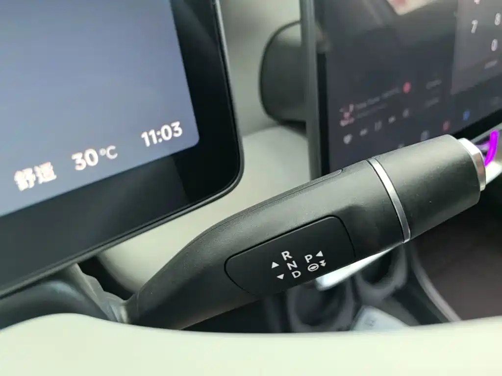 Leapmotor Leapmotor B10 — миниатюра 14