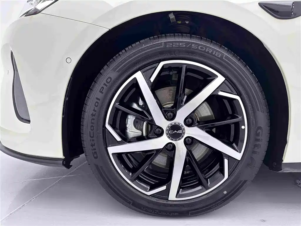 BYD Seal 07 DM-i — миниатюра 32