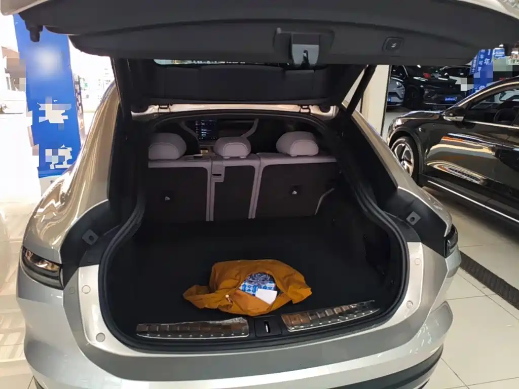 NIO EC6 — миниатюра 19