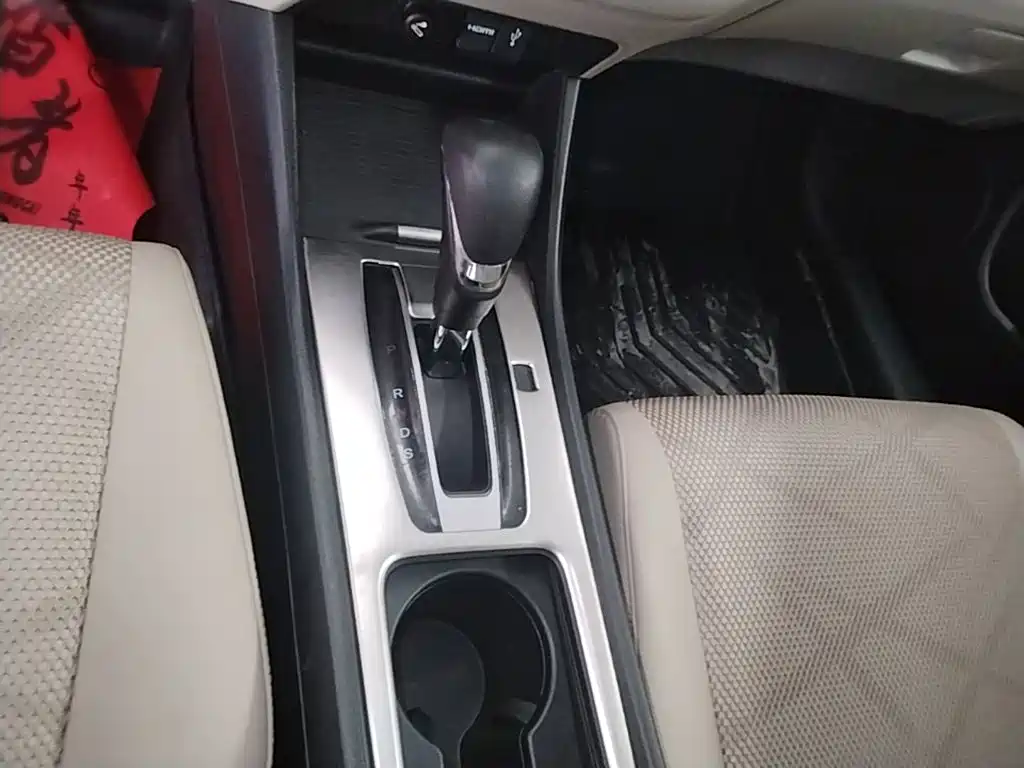 Honda Jade — миниатюра 14