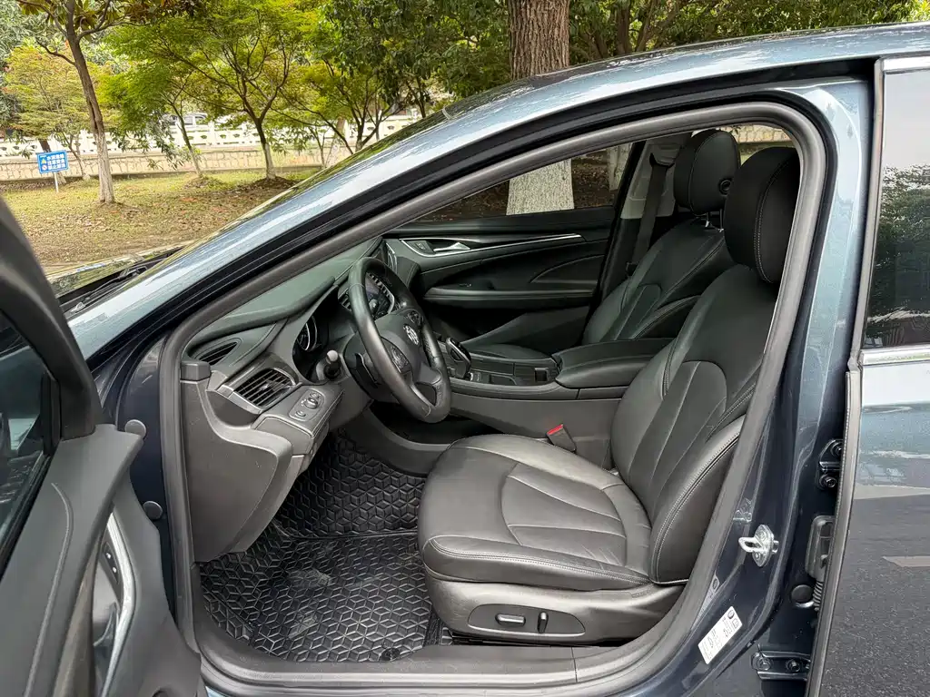 Buick LaCrosse 2021 552T Luxury