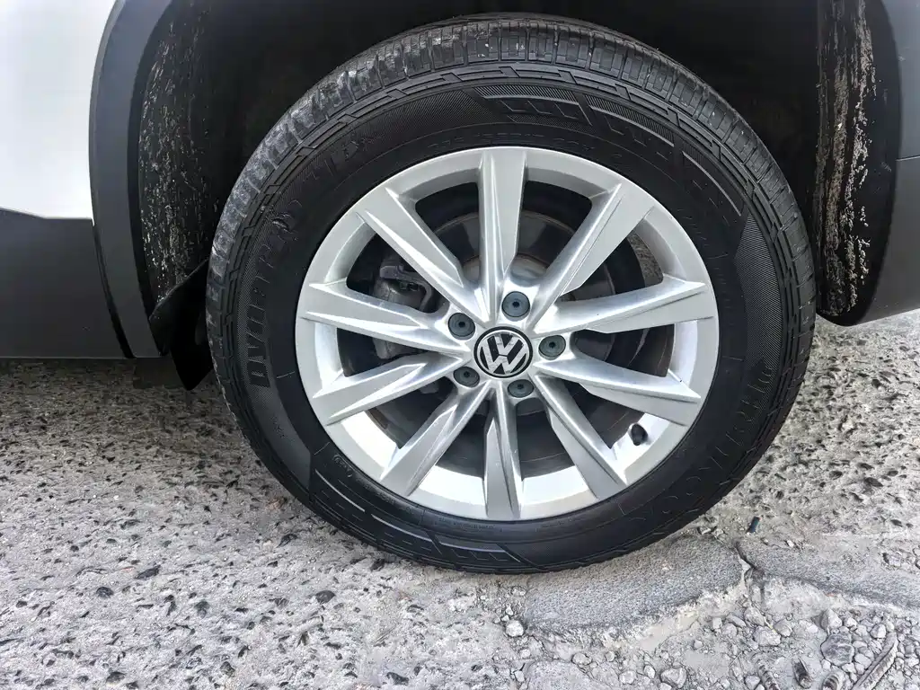 Volkswagen Tiguan — миниатюра 10