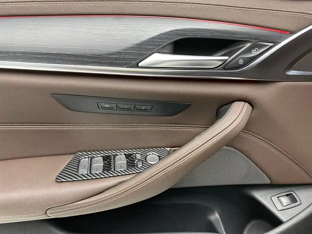 BMW 5 Series — фотографии объявления, Фото 25