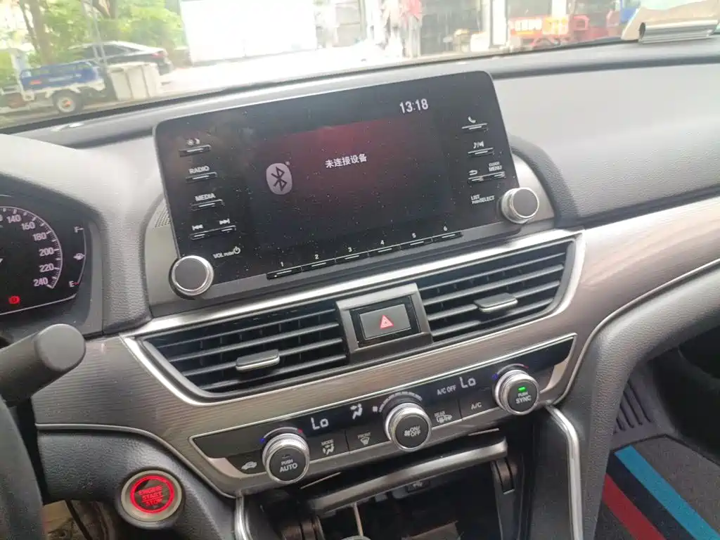 Honda Accord — миниатюра 14
