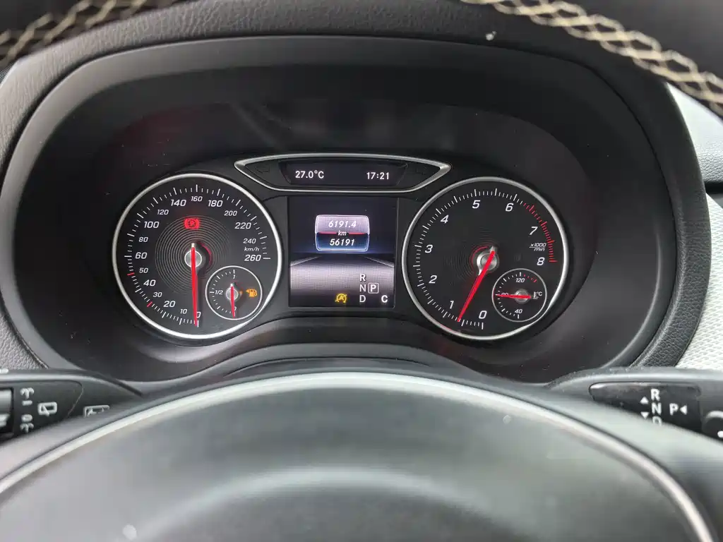 Mercedes-Benz B-Class — миниатюра 13