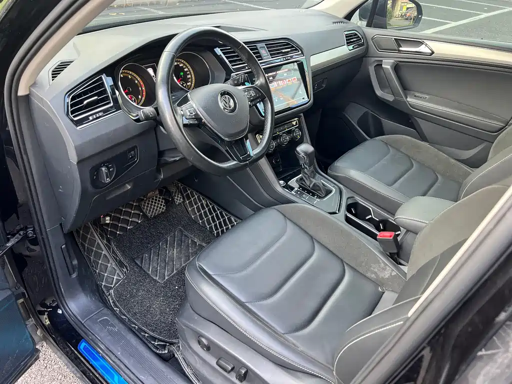 Volkswagen Tiguan L — миниатюра 8