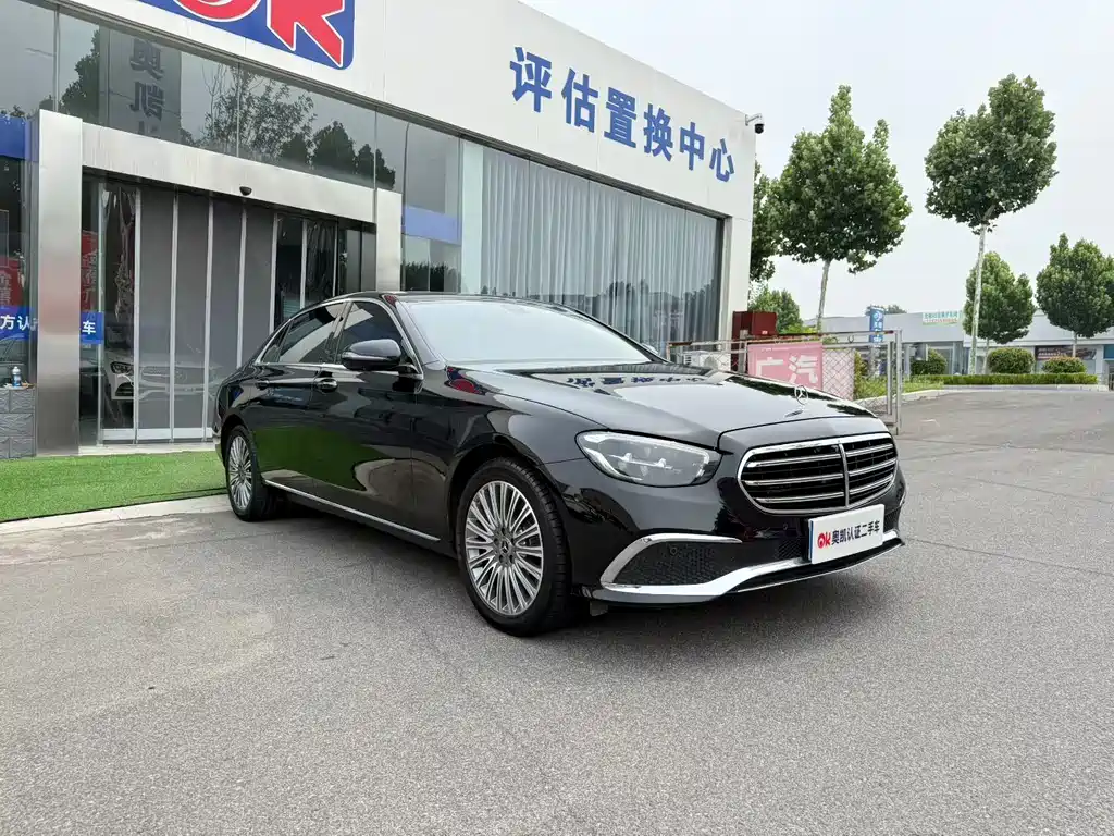 Mercedes-Benz E-Class E 2023 E 300 L Fashion