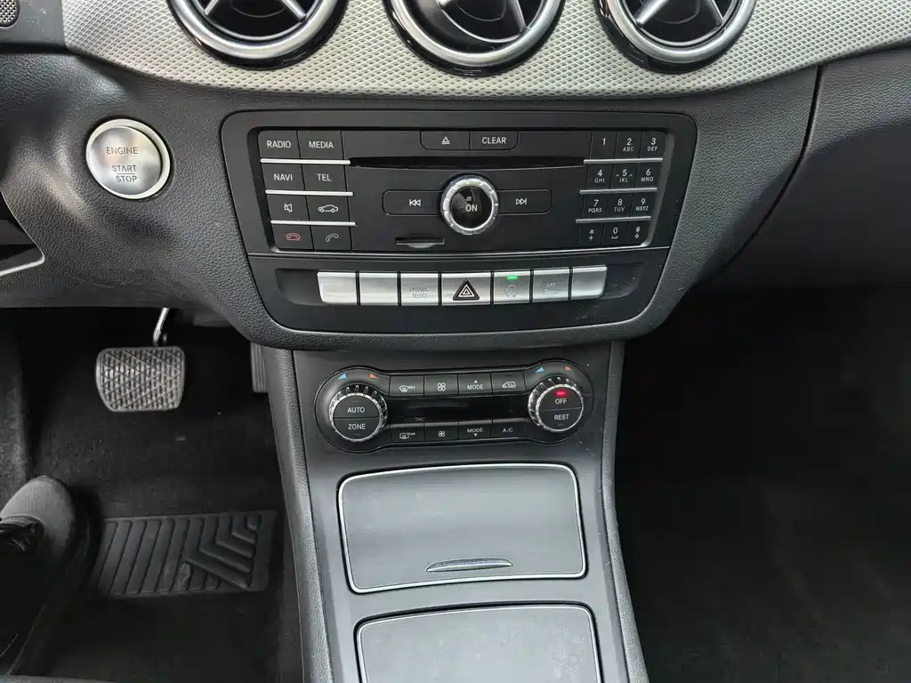 Mercedes-Benz B-Class — миниатюра 15