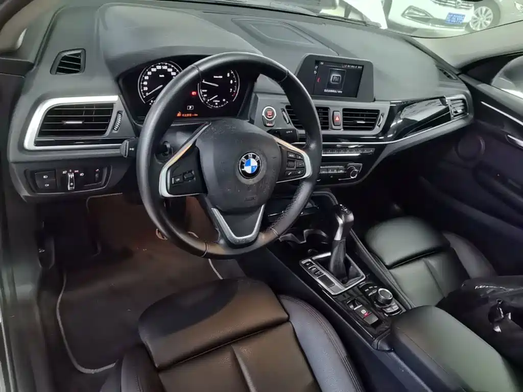 BMW 1 Series — миниатюра 10
