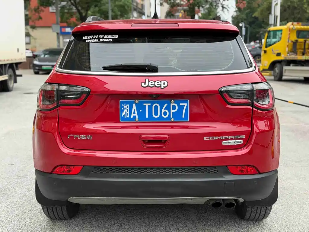 Jeep Compass — миниатюра 5