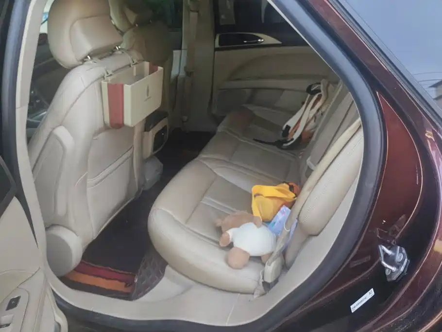 Lincoln MKZ — миниатюра 11