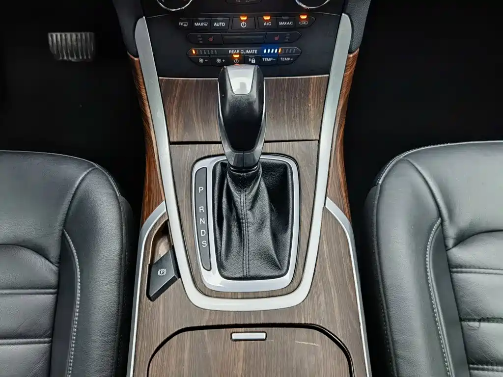 Ford Edge — миниатюра 13