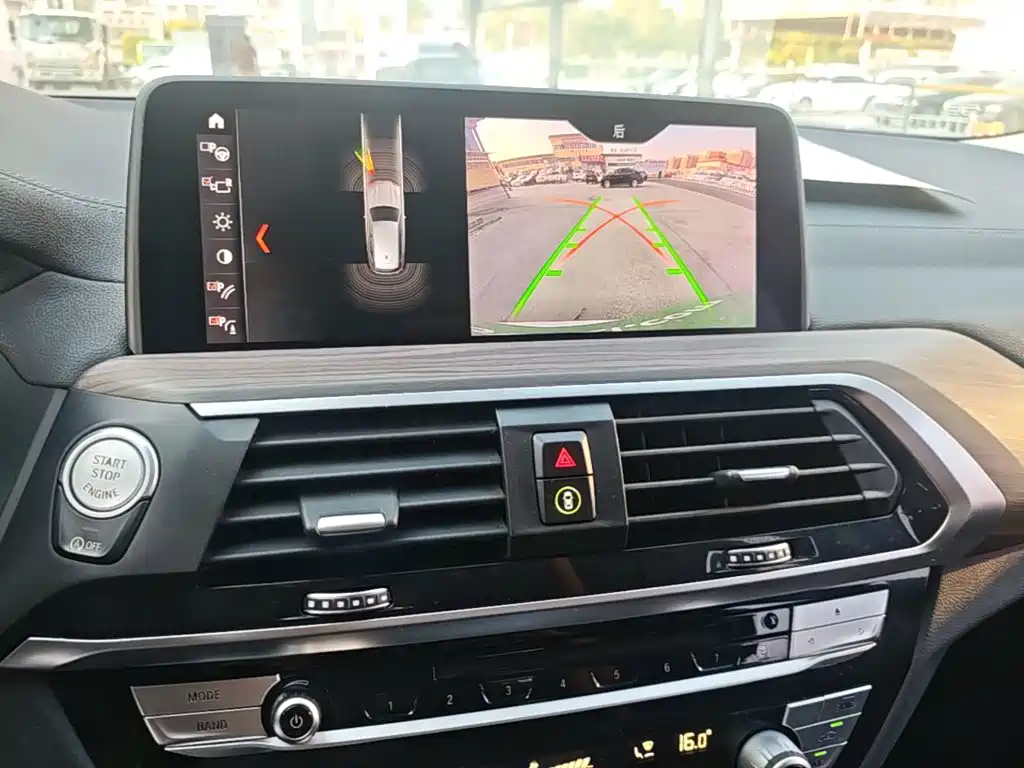 BMW X3 — миниатюра 13