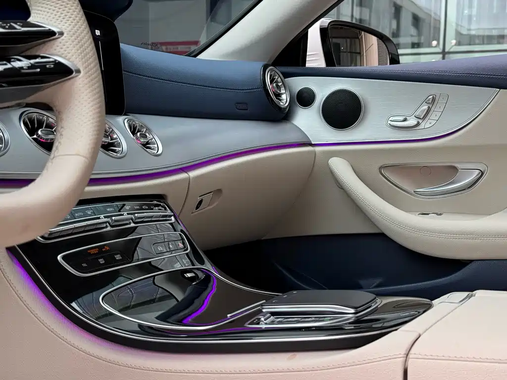 MERCEDES-BENZ E CLASS