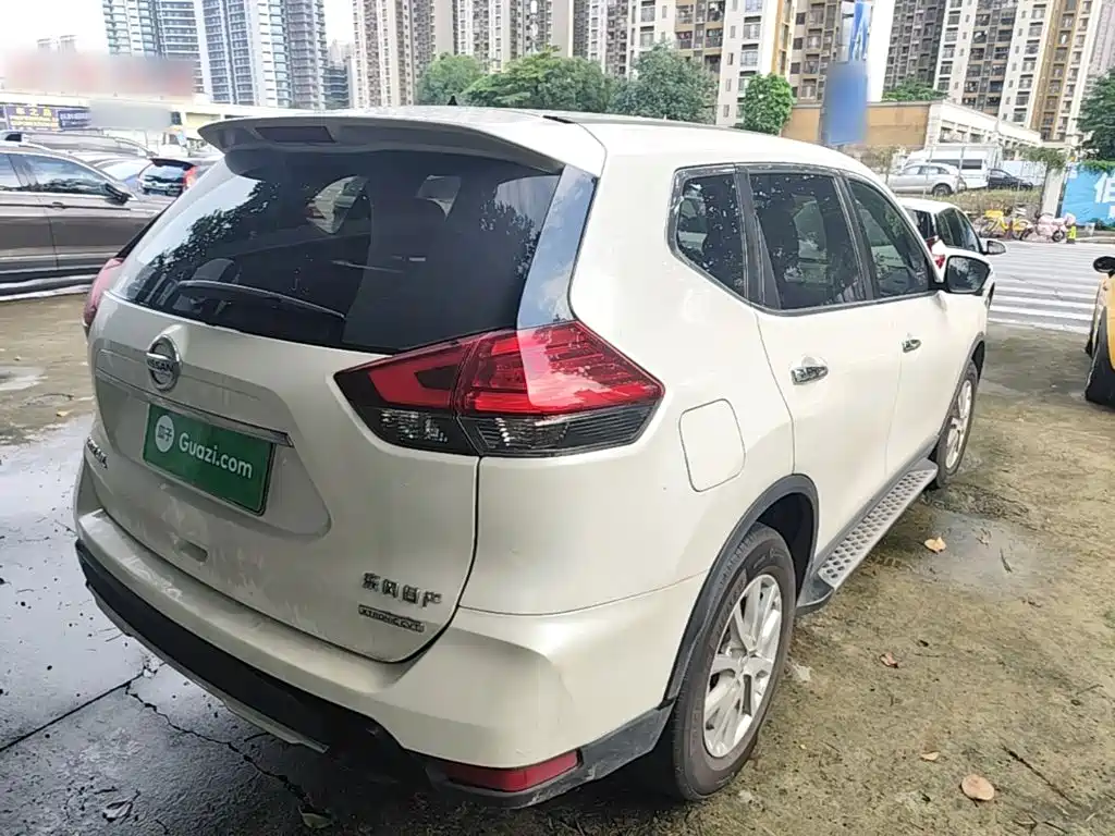 Nissan X-Trail — миниатюра 7