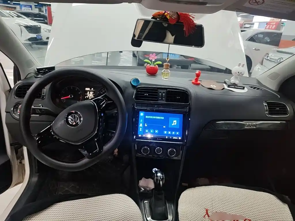 Volkswagen Polo — миниатюра 10