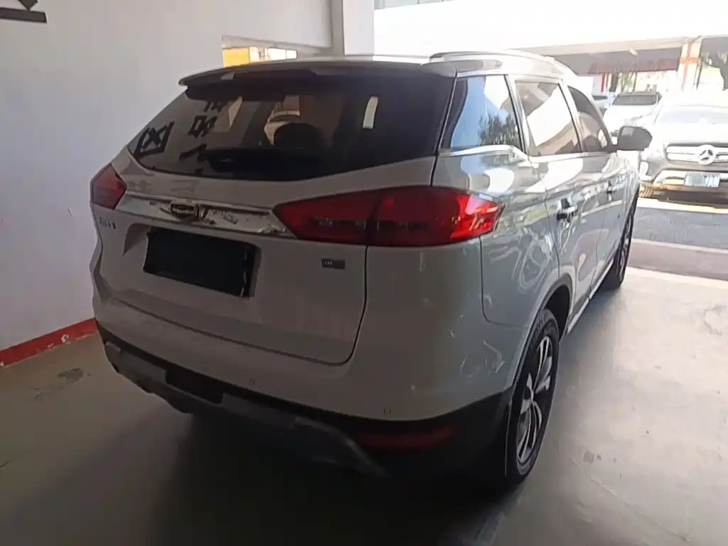 Geely Boyue — миниатюра 7