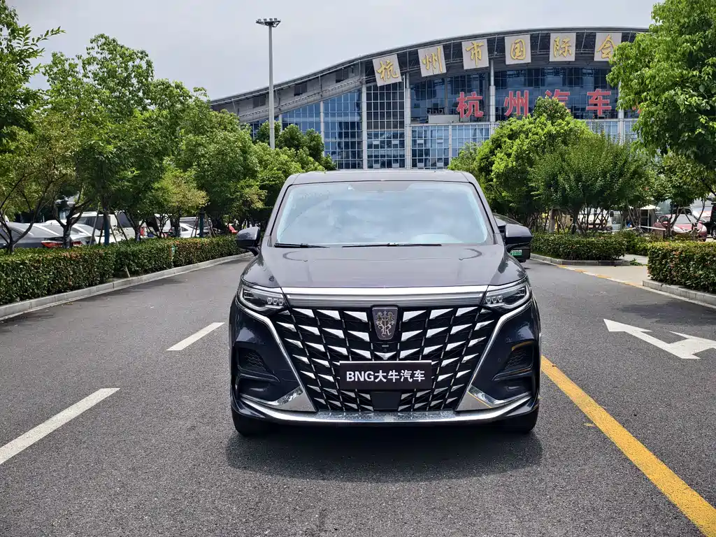 Roewe iMAX8 New Energy — миниатюра 2