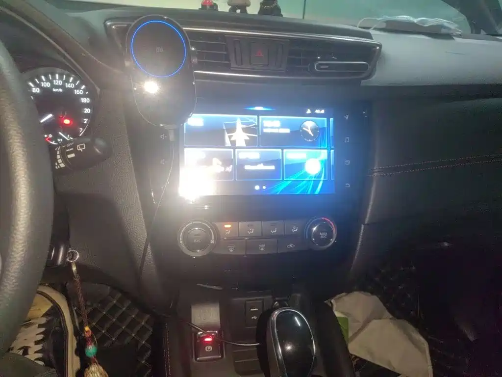 Nissan Qashqai — миниатюра 14