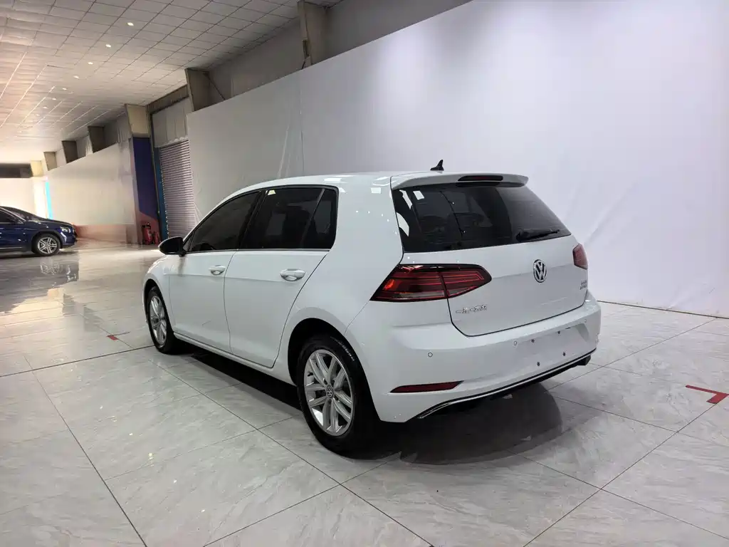 Volkswagen Golf — миниатюра 4