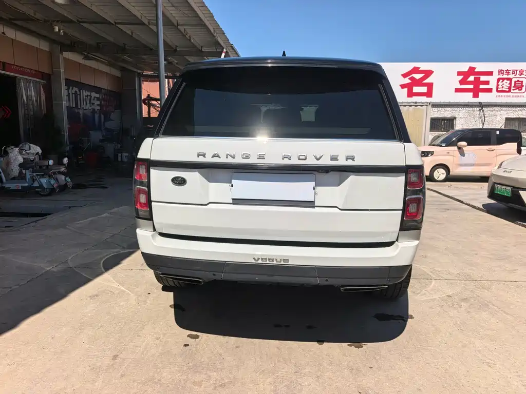 Land Rover Range Rover — миниатюра 10