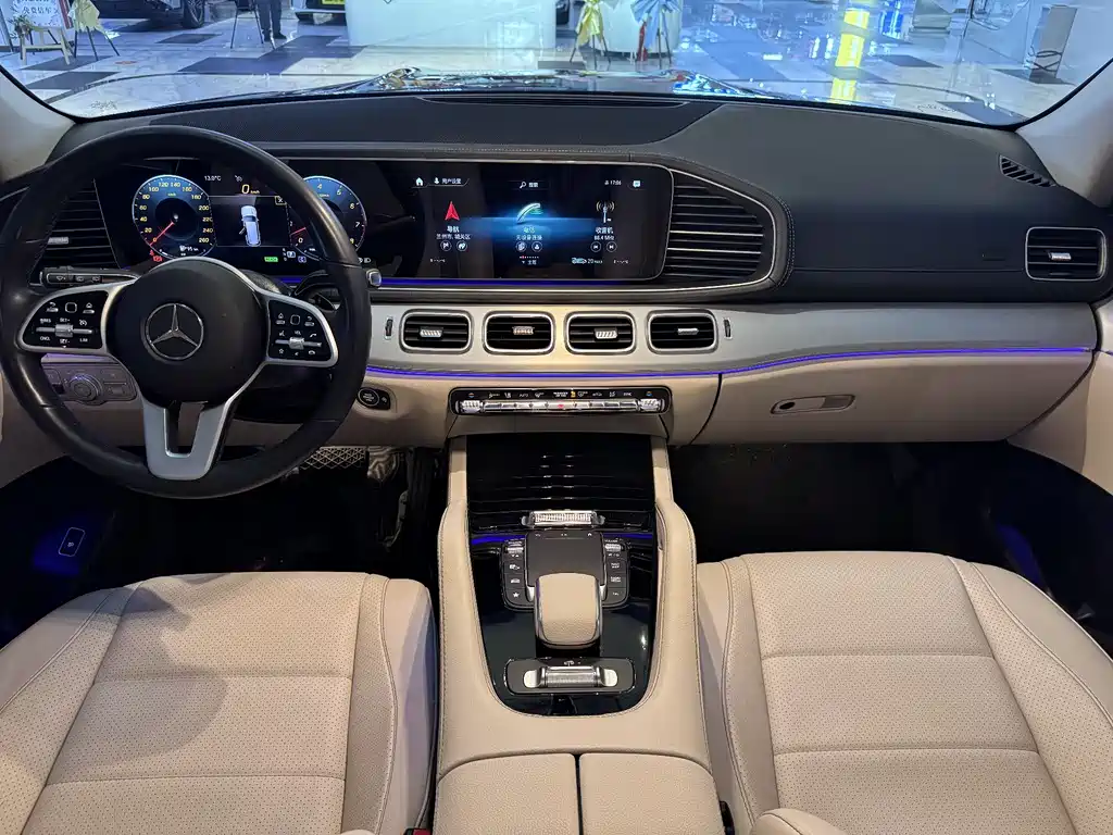 MERCEDES-BENZ GLS
