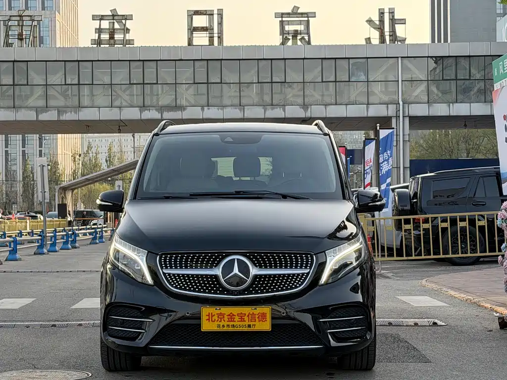 MERCEDES-BENZ V CLASS