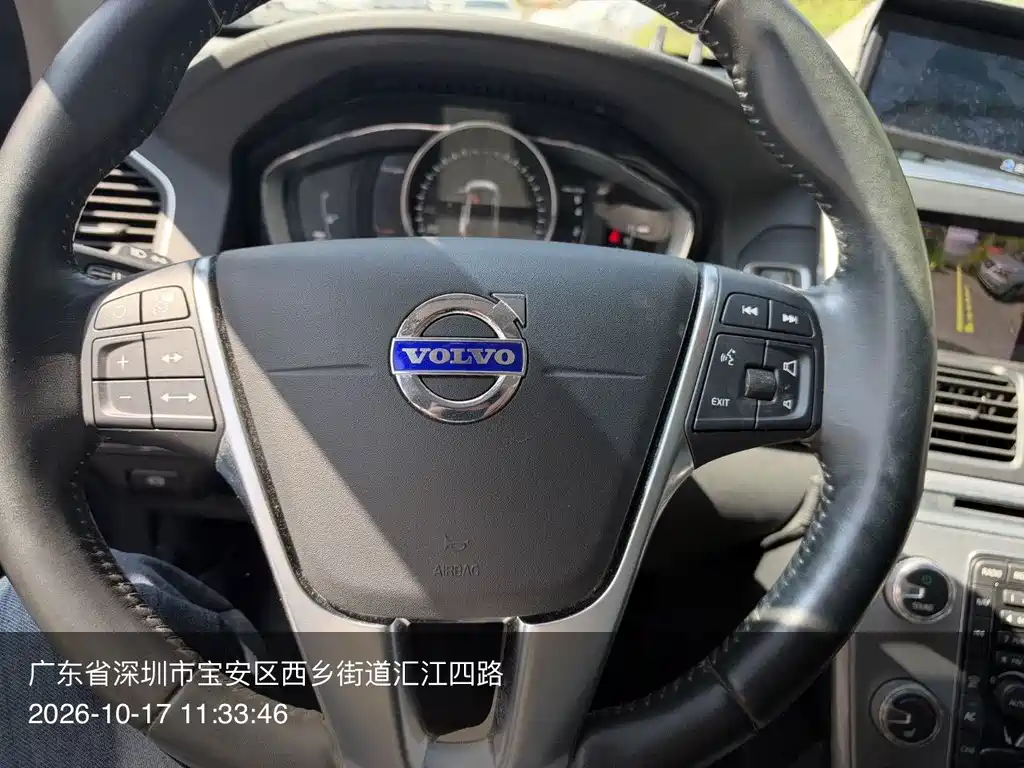 Volvo XC60 — миниатюра 11