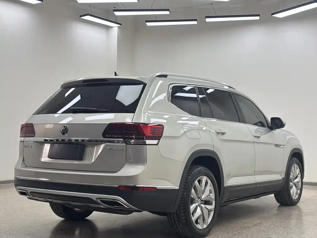 Volkswagen Teramont — миниатюра 4
