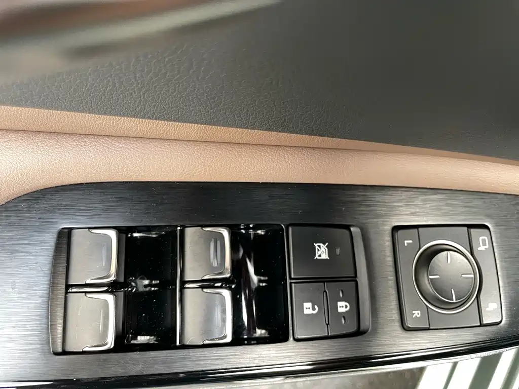 Lexus ES — фотографии объявления, Фото 25