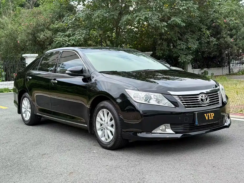Toyota Camry 2013 2.0G Comfort