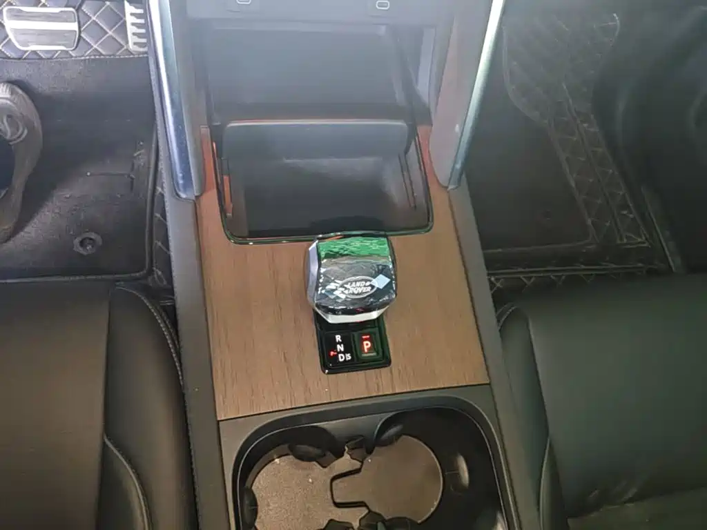 Land Rover Discovery Sport — миниатюра 14