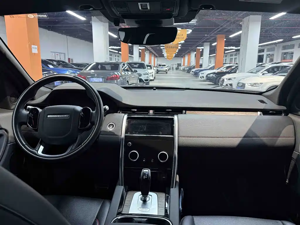 Land Rover Discovery Sport — миниатюра 9