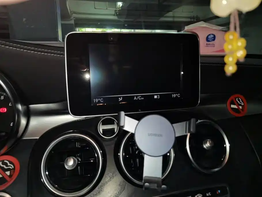 Mercedes-Benz C-Class — миниатюра 13