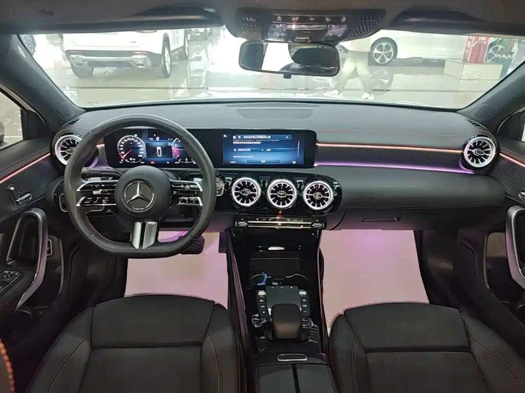 Mercedes-Benz A-Class — миниатюра 10