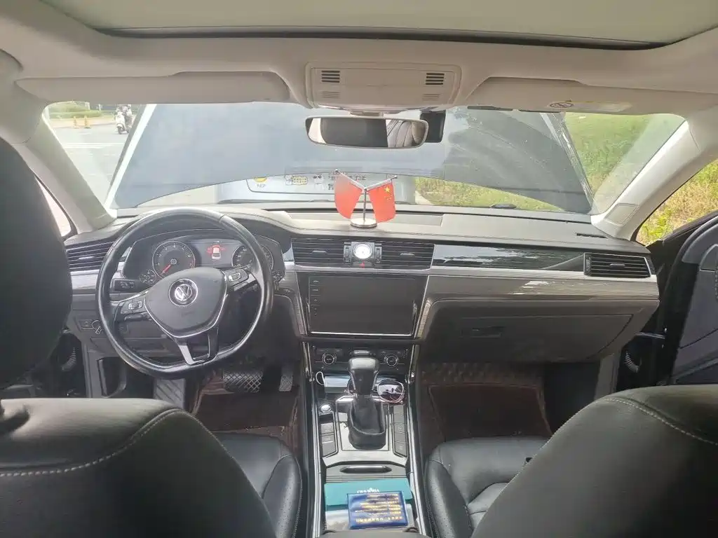 Volkswagen Phideon — миниатюра 19