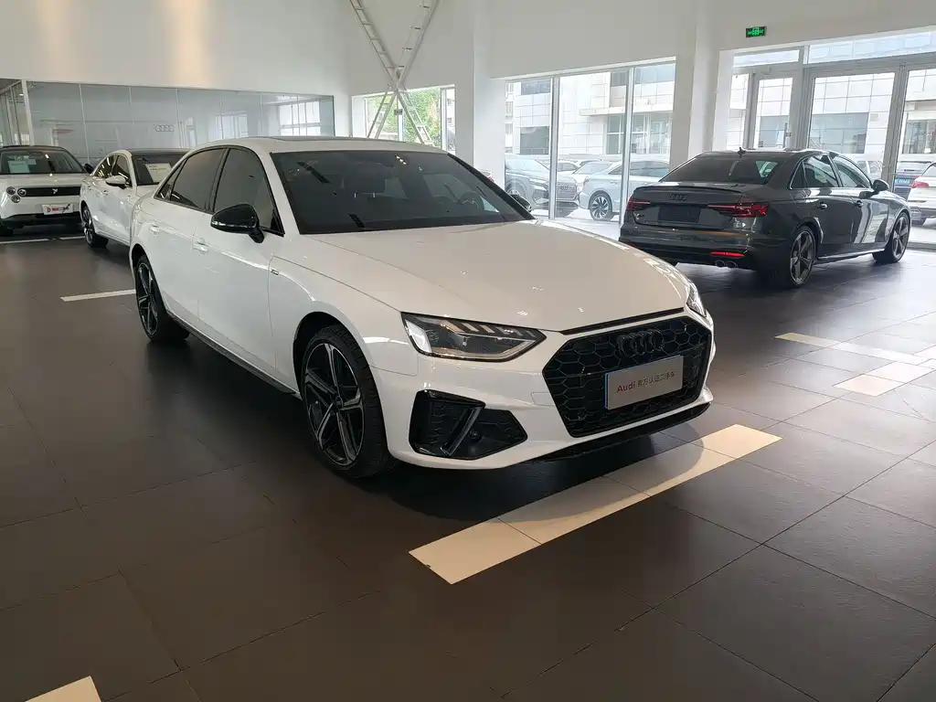 Audi A4L 2025 200 Enjoy 40 TFSI Luxury