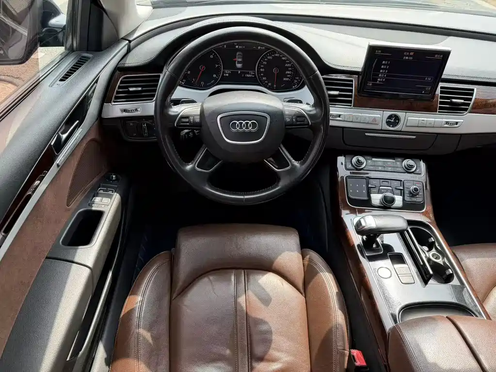 Audi A8 2013 A8L 45 TFSI quattro Comfort