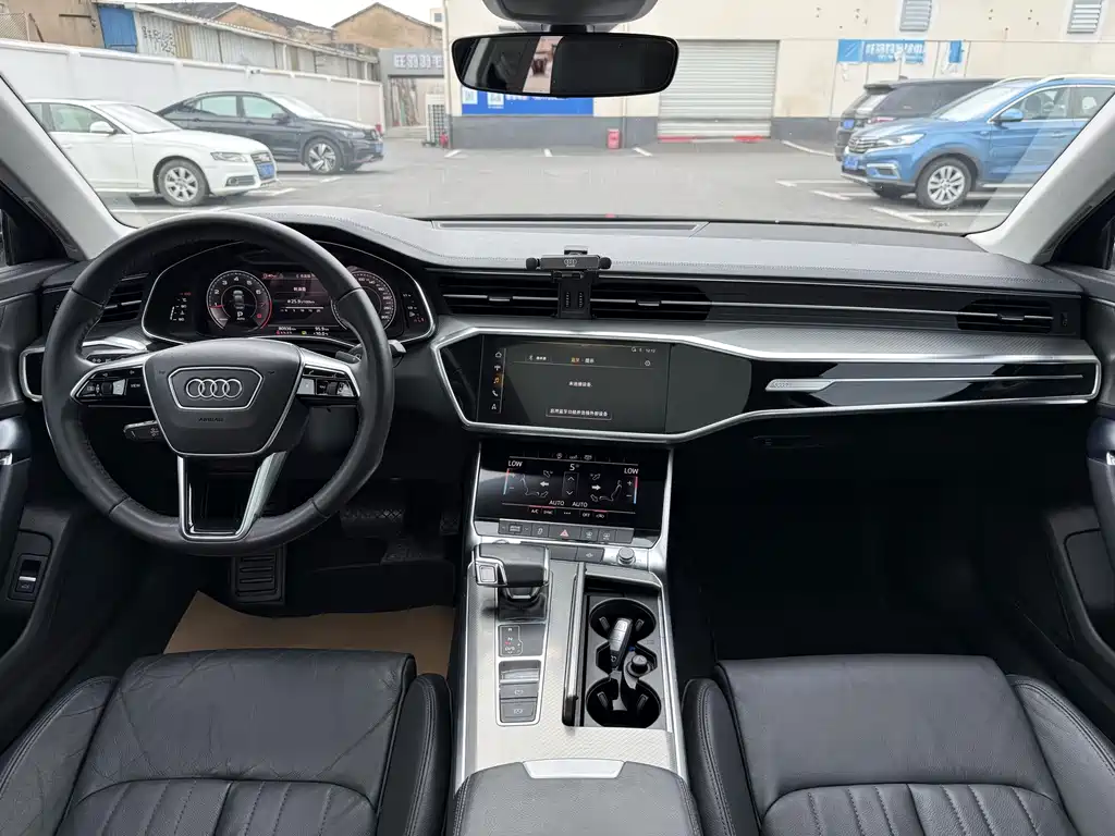 Audi A6L — миниатюра 9