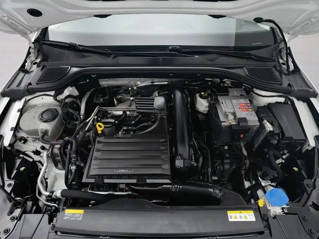 Volkswagen Golf — миниатюра 6