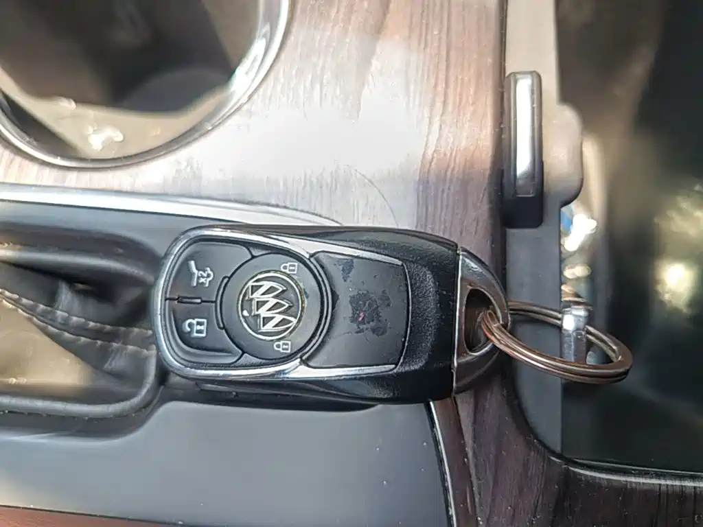 Buick Envision Plus — миниатюра 9