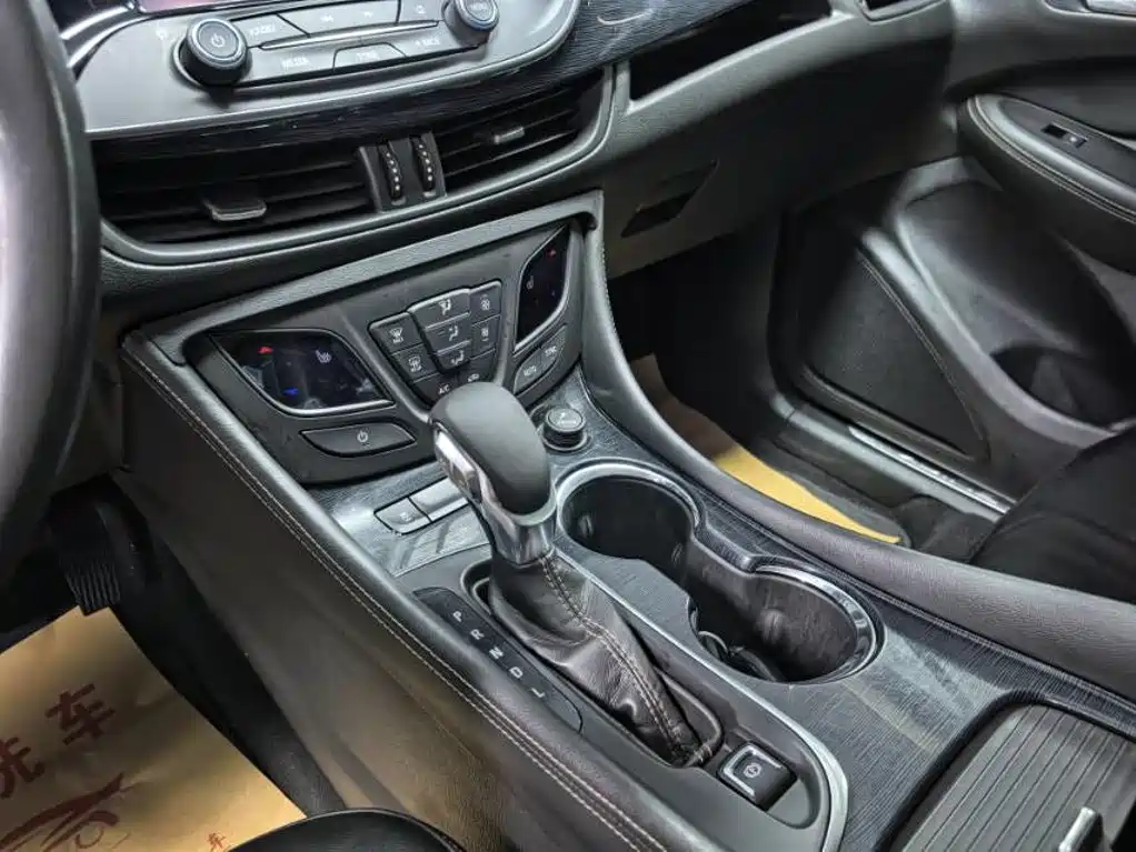 Buick Envision Plus — миниатюра 7