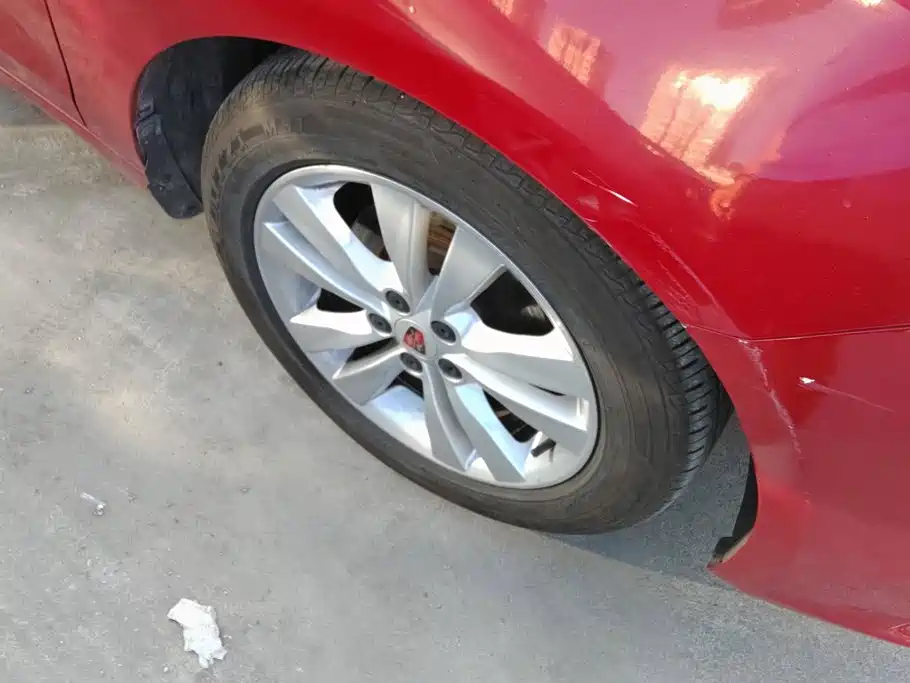 Roewe 360 — миниатюра 6