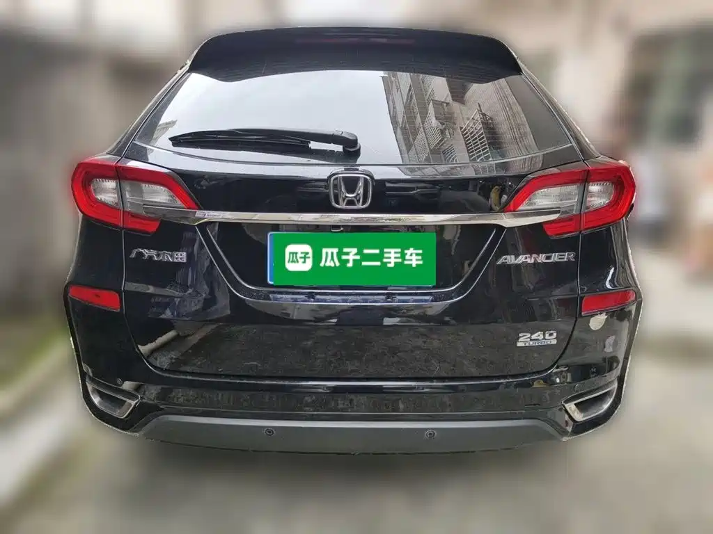Honda Avancier — миниатюра 5
