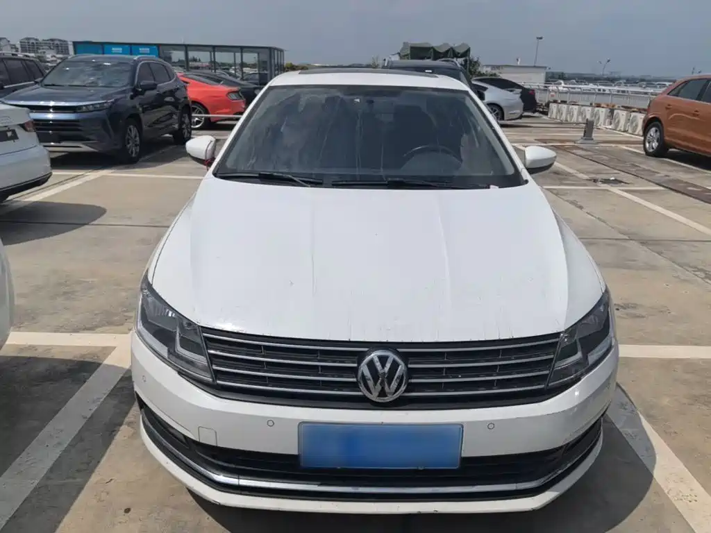 Volkswagen Lavida — миниатюра 3