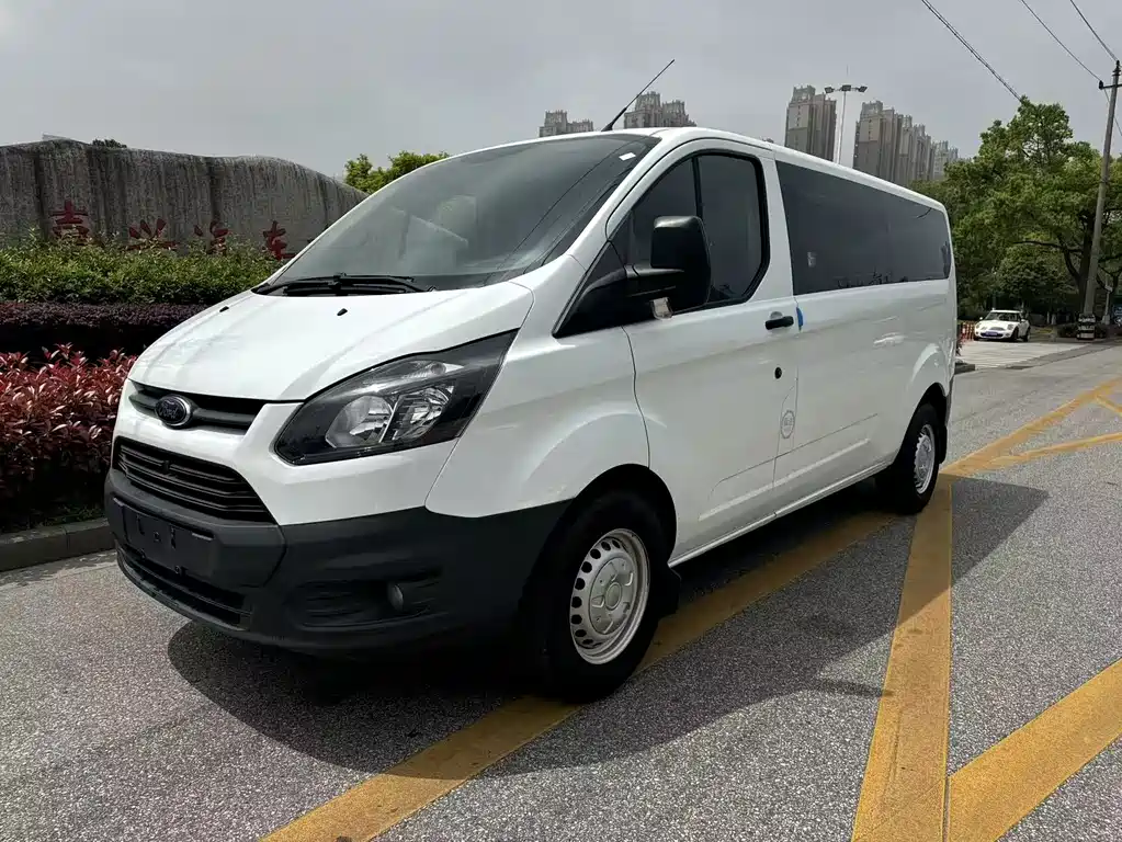 Ford Transit 2021