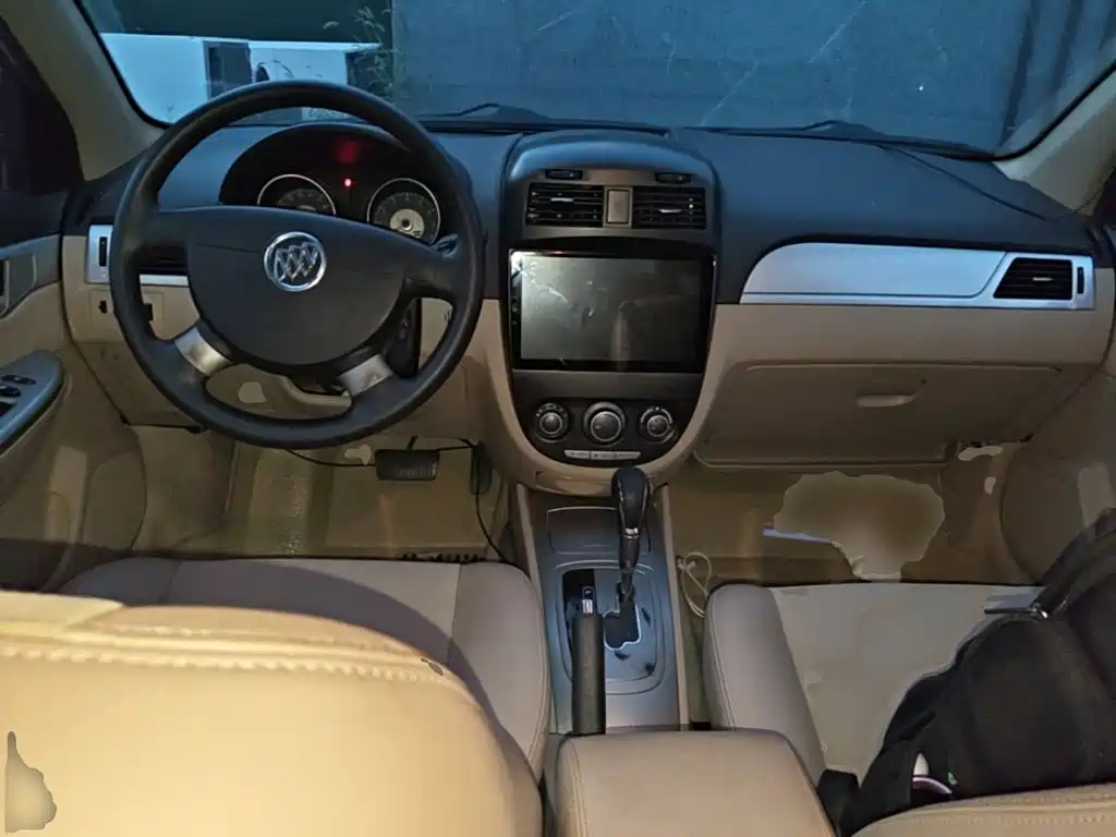 Buick Excelle — миниатюра 10